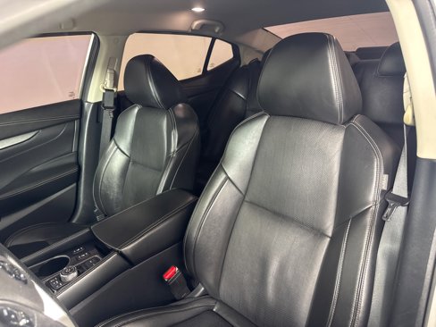 Used 2018 Nissan Maxima 3.5 SV image 15