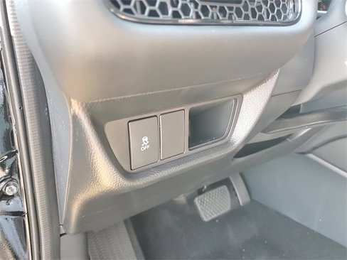 New 2026 Honda HR-V LX image 11