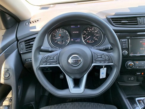 Used 2020 Nissan Rogue S image 13