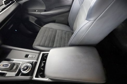 Used 2024 Mitsubishi Outlander SE image 36