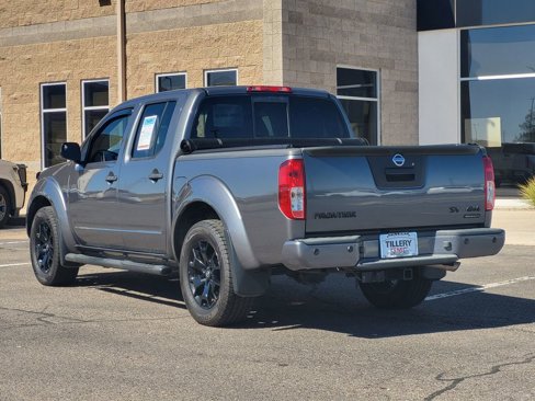 Used 2018 Nissan Frontier SV w/ Value Truck Package image 5