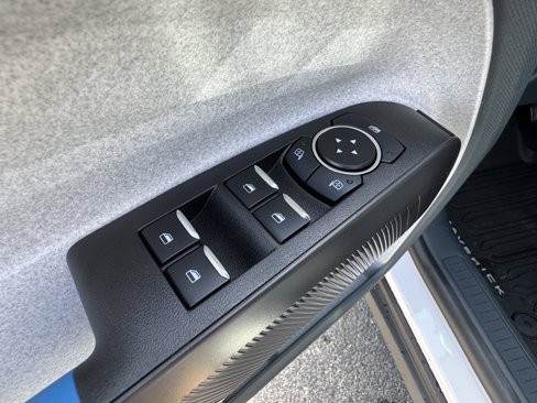 New 2025 Ford Maverick XLT image 11