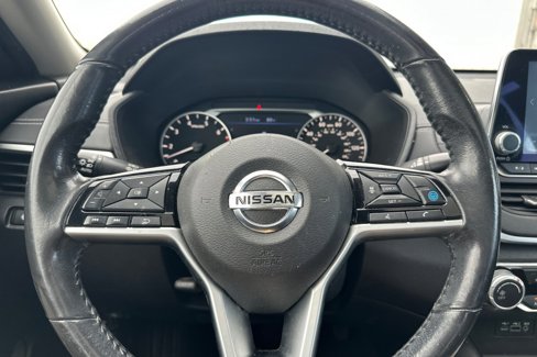 Certified 2021 Nissan Altima 2.5 SV w/ SV Premium Package image 22