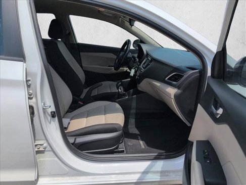 Used 2021 Hyundai Accent SE image 13