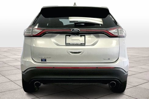 Used 2016 Ford Edge SE image 5