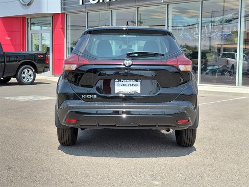 New 2024 Nissan Kicks S image 9