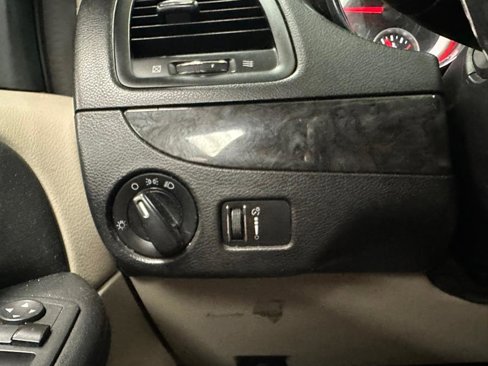 Used 2014 Dodge Grand Caravan American Value Package image 29