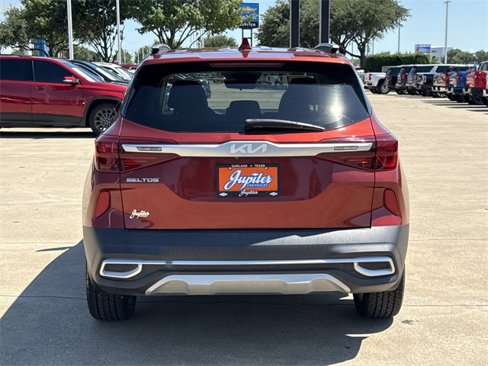 Used 2022 Kia Seltos S image 5