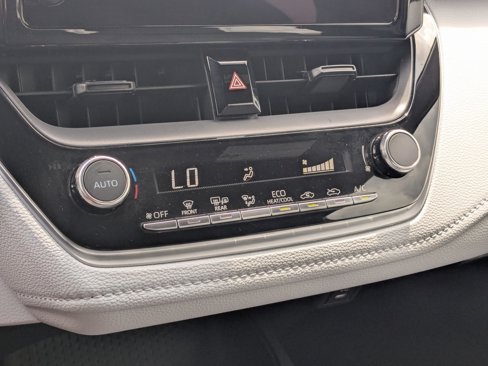 Used 2024 Toyota Corolla SE image 23