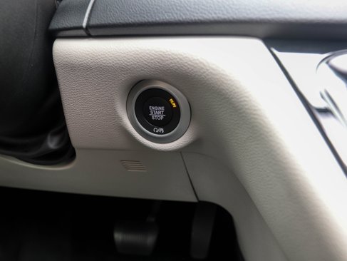 Used 2018 Chrysler Pacifica Touring-L image 25