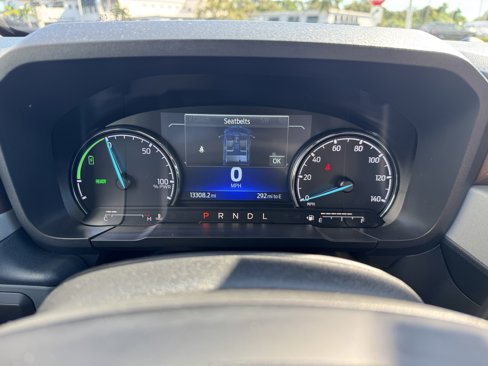 Used 2023 Ford Maverick Lariat image 30