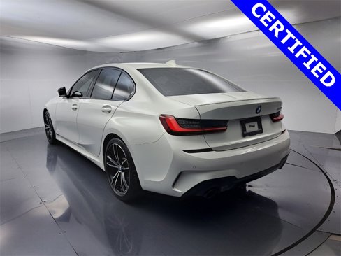 Certified 2022 BMW 330i Sedan w/ M Sport Package image 5