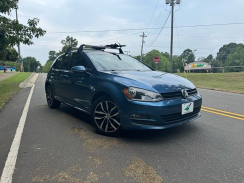 Used 2015 Volkswagen Golf SE image 1