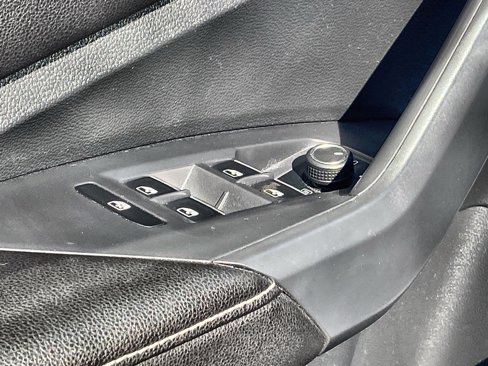 Used 2022 Volkswagen Jetta S image 21