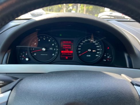 Used 2009 Pontiac G8 GT w/ Premium Package image 14