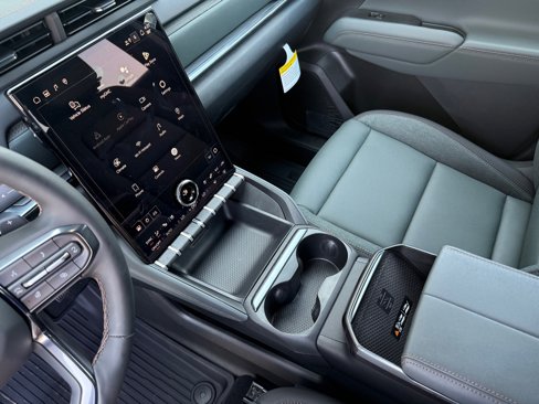 New 2026 GMC Terrain AT4 w/ Convenience Package III image 23