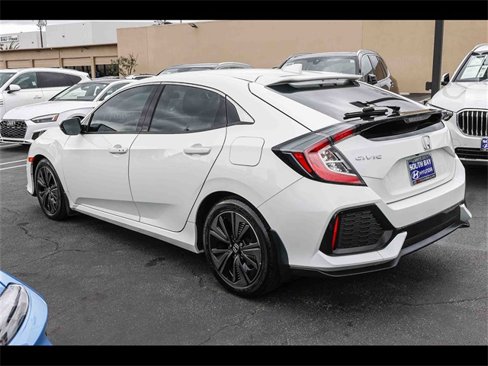 Used 2017 Honda Civic EX image 4