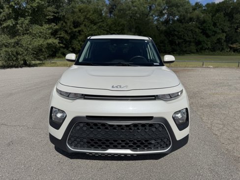 Used 2022 Kia Soul LX w/ Technology Package image 2