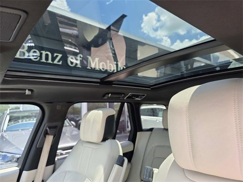 Used 2021 Land Rover Range Rover Westminster Edition image 13