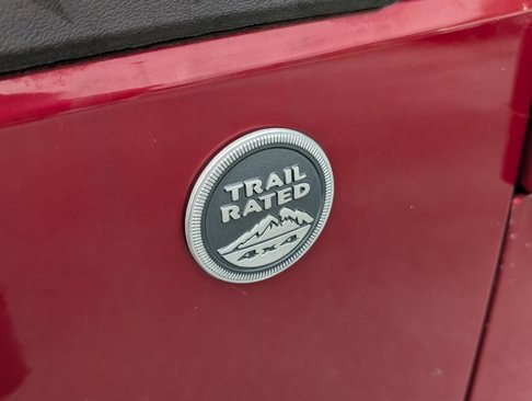 Used 2012 Jeep Wrangler Unlimited Sahara w/ Connectivity Group image 4