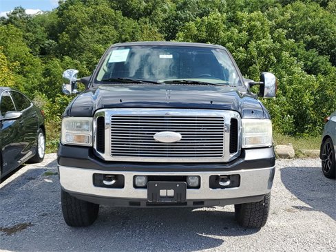Used 2007 Ford F350 Lariat image 2