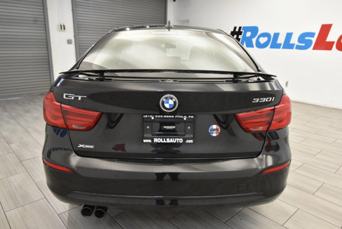 Used 2018 BMW 330i Gran Turismo xDrive w/ Premium Package image 4