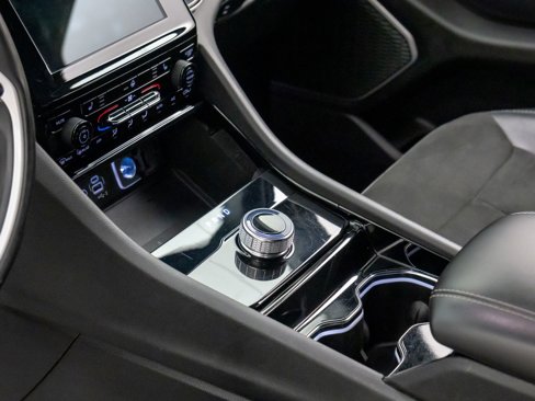Used 2022 Jeep Grand Cherokee L Laredo image 12