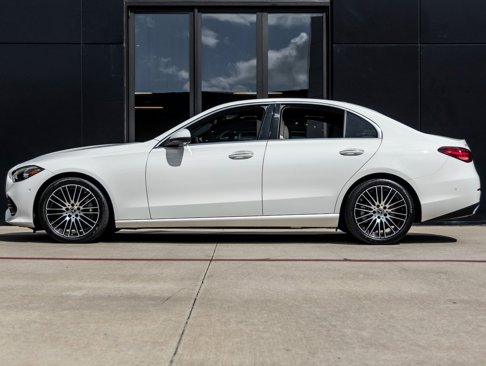 Used 2023 Mercedes-Benz C 300 4MATIC Sedan image 9