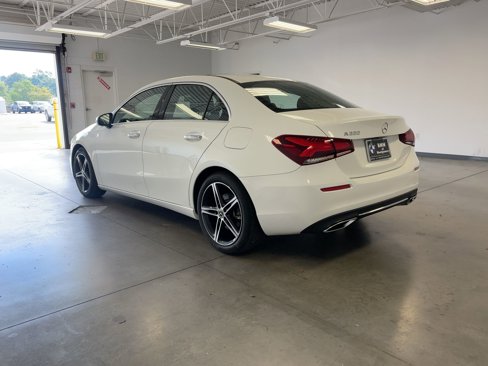Used 2022 Mercedes-Benz A 220 image 3