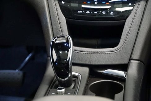 Certified 2022 Cadillac XT6 Premium Luxury image 20