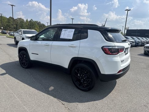 Used 2023 Jeep Compass Altitude w/ Sun and Sound Group image 6