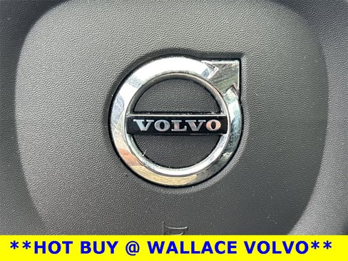 Used 2023 Volvo XC60 B5 Core image 21