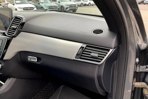 Used 2018 Mercedes-Benz GLE 350 4MATIC image 14