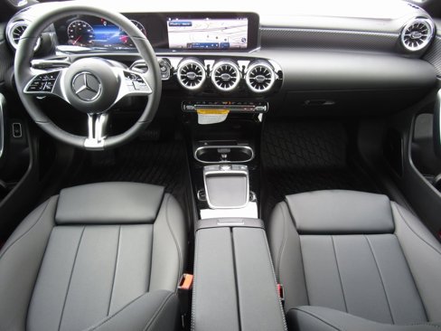Certified 2025 Mercedes-Benz CLA 250 4MATIC image 33