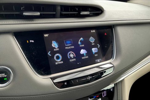 Used 2017 Cadillac XT5 Luxury w/ Driver Awareness Package image 32