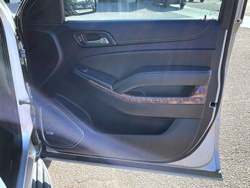 Used 2016 Chevrolet Suburban LTZ image 17