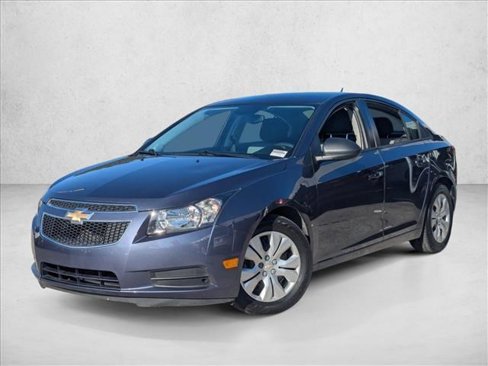 Used 2014 Chevrolet Cruze LS image 1