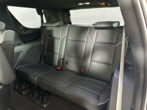Used 2022 Cadillac Escalade Premium Luxury w/ Performance Package image 26