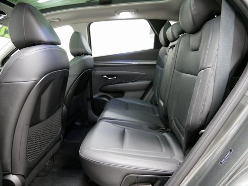 Used 2022 Hyundai Tucson Limited image 16