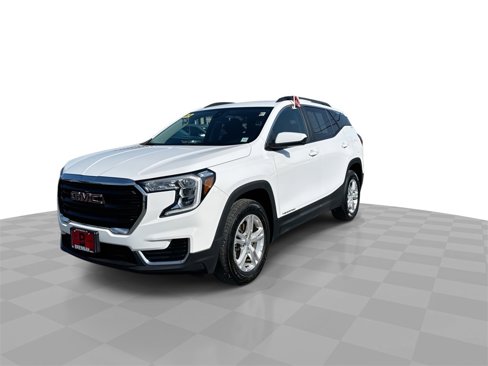 Certified 2022 GMC Terrain SLE w/ Driver Convenience Package image 4