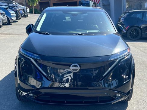 Used 2023 Nissan Ariya FWD image 2