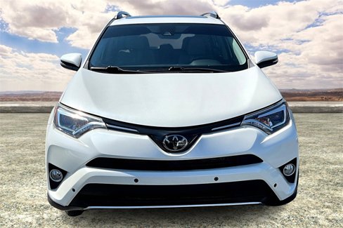 Used 2018 Toyota RAV4 Limited image 2