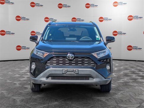 Used 2019 Toyota RAV4 XLE image 2