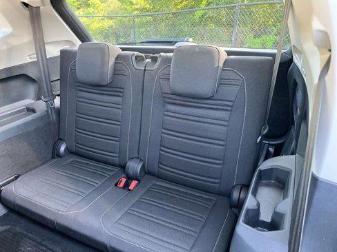Used 2022 Volkswagen Tiguan S image 32