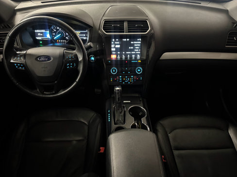 Used 2017 Ford Explorer XLT w/ Equipment Group 202A image 19