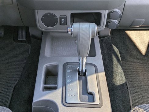 Used 2014 Nissan Frontier Desert Runner image 17
