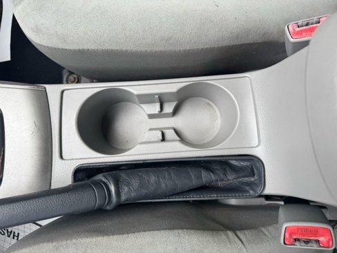Used 2013 Toyota Corolla LE image 32