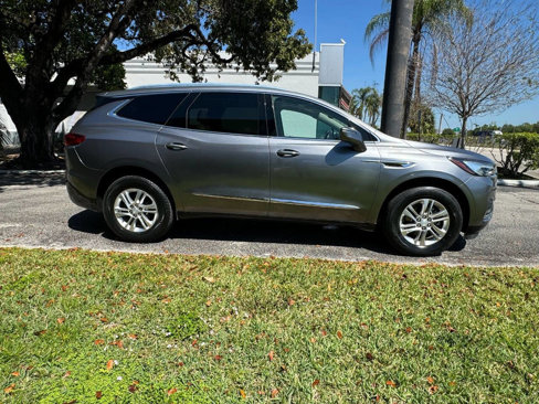 Used 2019 Buick Enclave Essence image 4