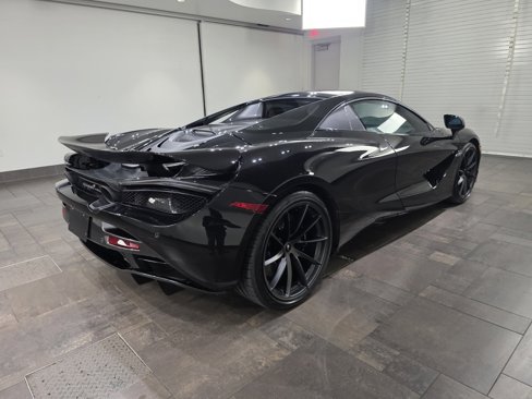 Used 2021 McLaren 720S Performance image 24