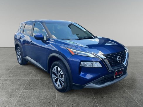 Used 2023 Nissan Rogue SV image 3